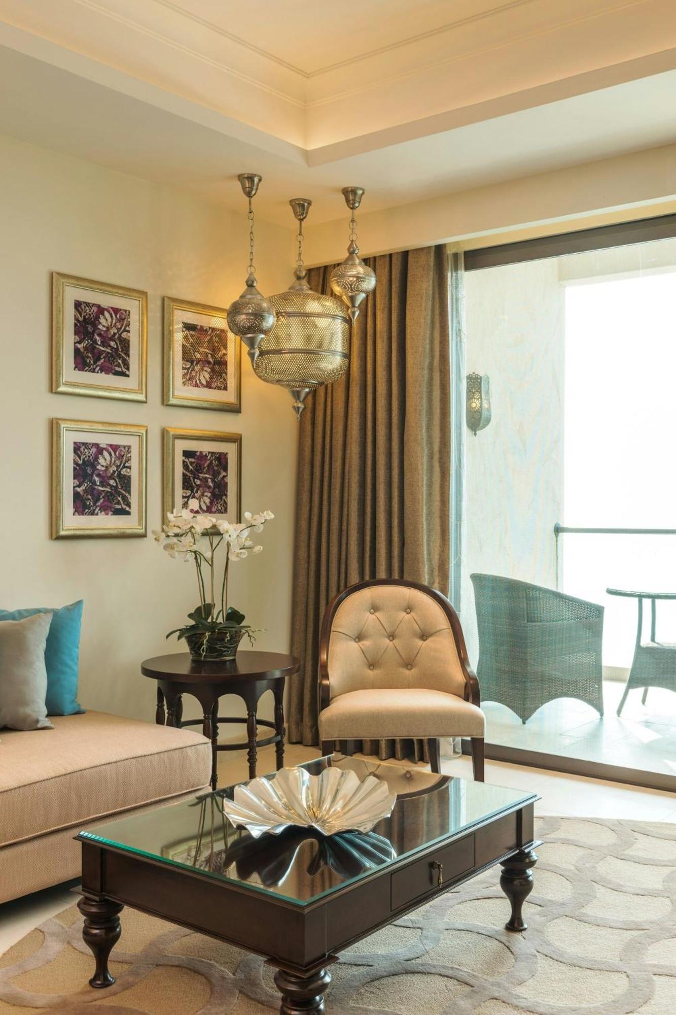 Ajman Saray, A Luxury Collection Resort, Аджман Екстериор снимка A room at the hotel